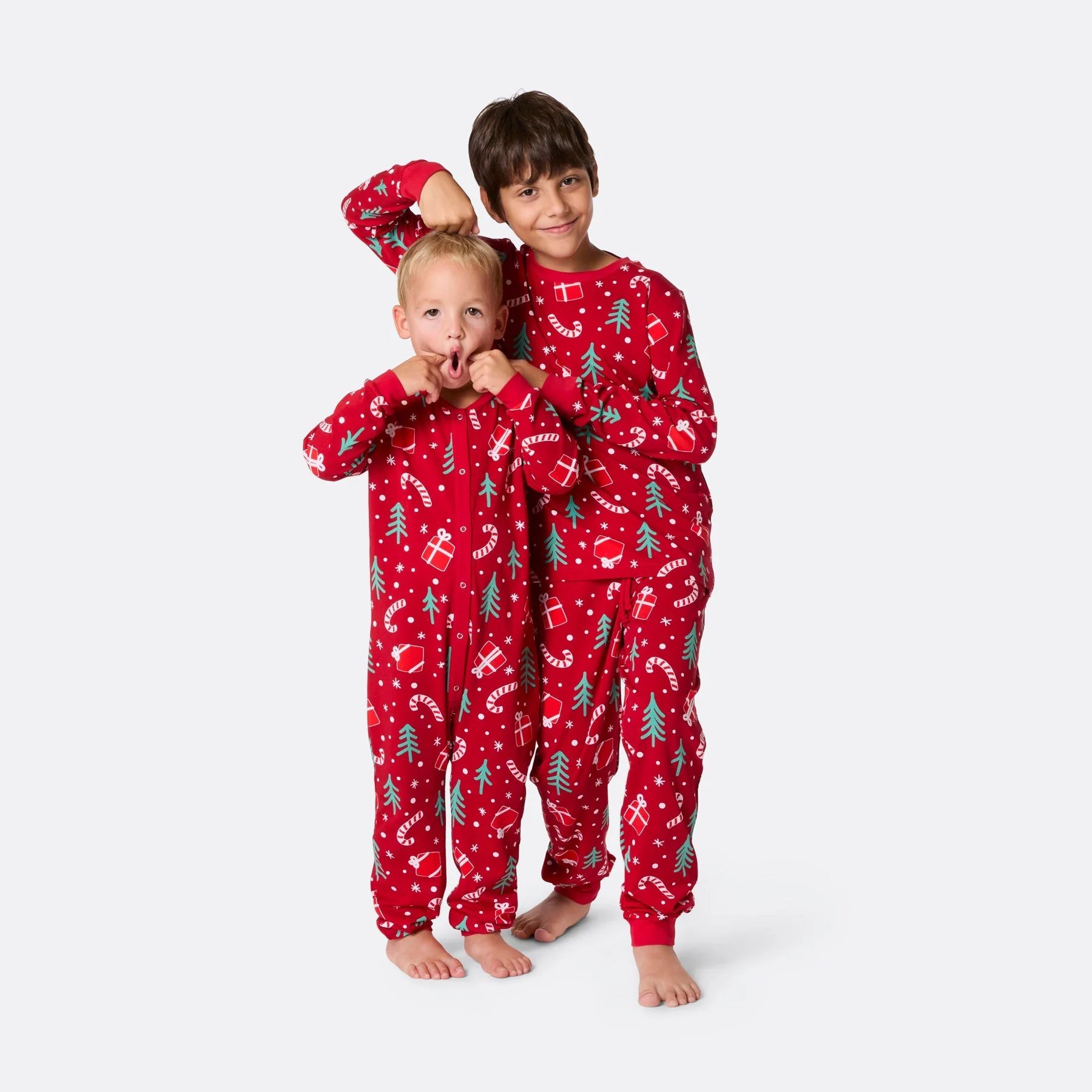 Kids' Red Christmas Pattern Overall Christmas Pyjamas - Image 7