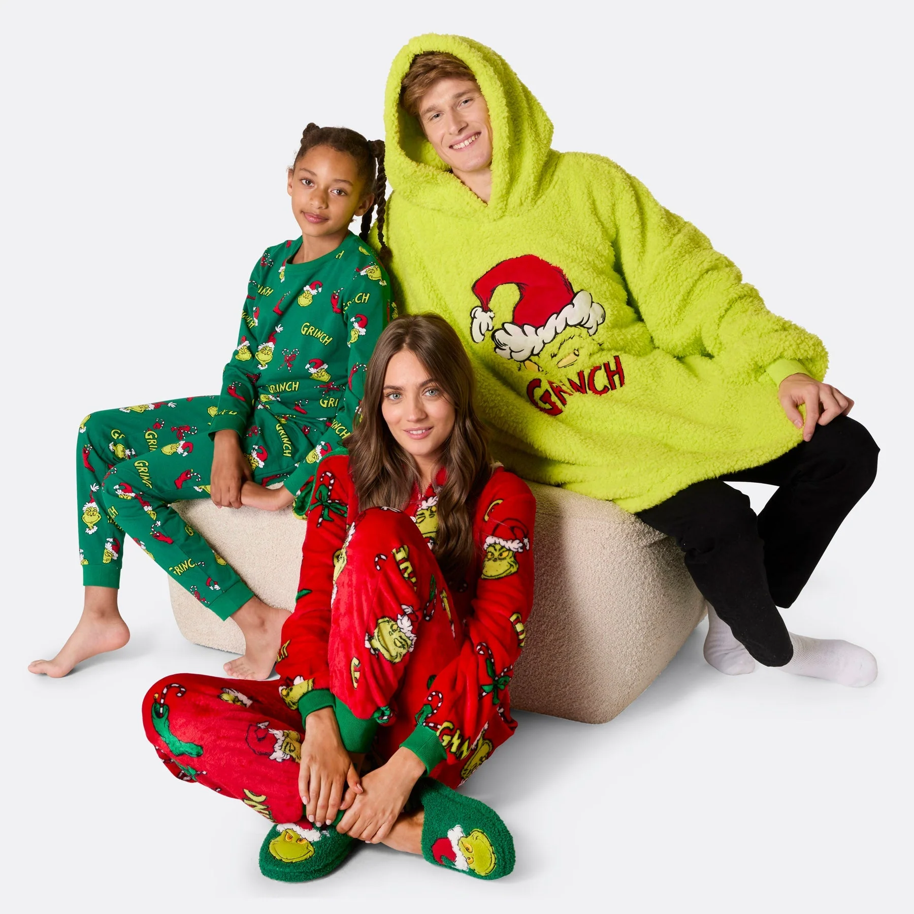 Kids' The Grinch Christmas Pyjamas - Image 7