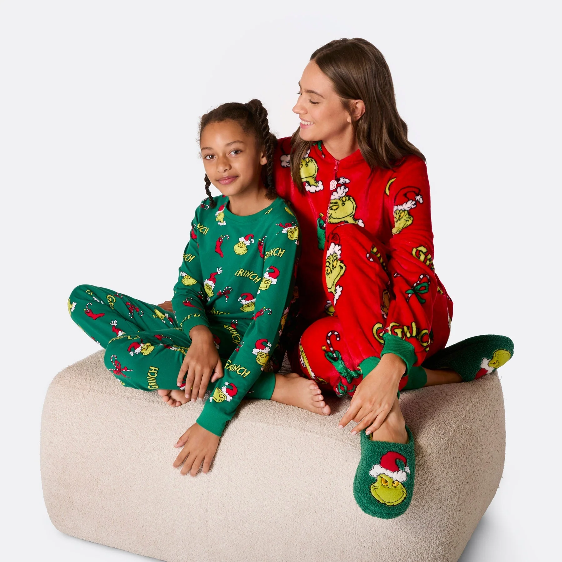 Kids' The Grinch Christmas Pyjamas - Image 8