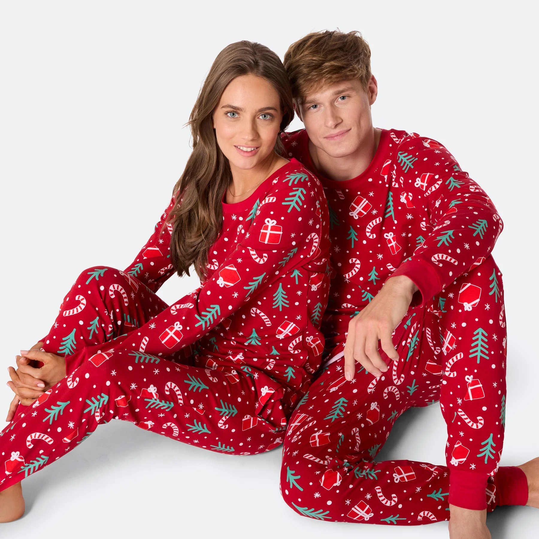 Men's Red Christmas Pattern Christmas Pyjamas - Image 6